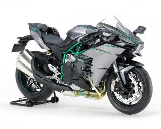 Picture of Tamiya 1/12 Kawasaki Ninja H2 Carbon Motorcycle Model Kit
